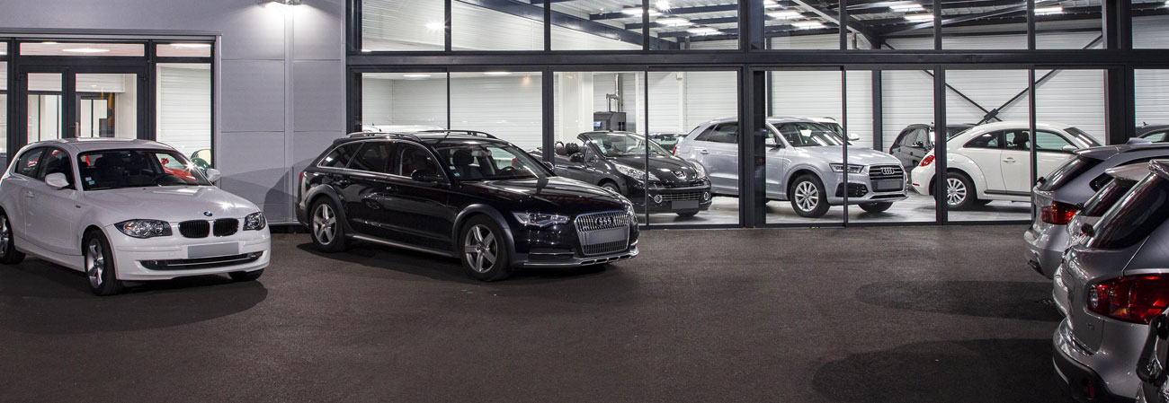 <span>Ventes de véhicules<br />neuf & occasion</span><br /><strong>Toutes marques</strong>