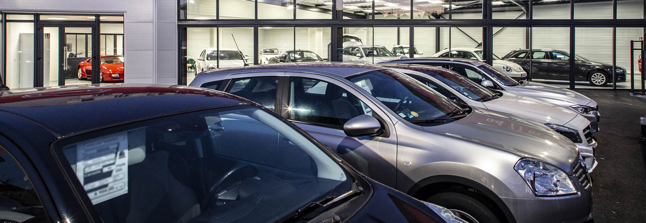 <span>Ventes de véhicules<br />neuf & occasion</span><br /><strong>Toutes marques</strong>